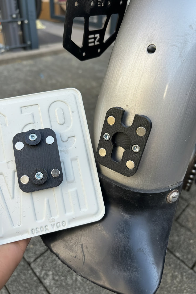 Abnehmbarer Kennzeichenhalter Simson/Vespa/Roller