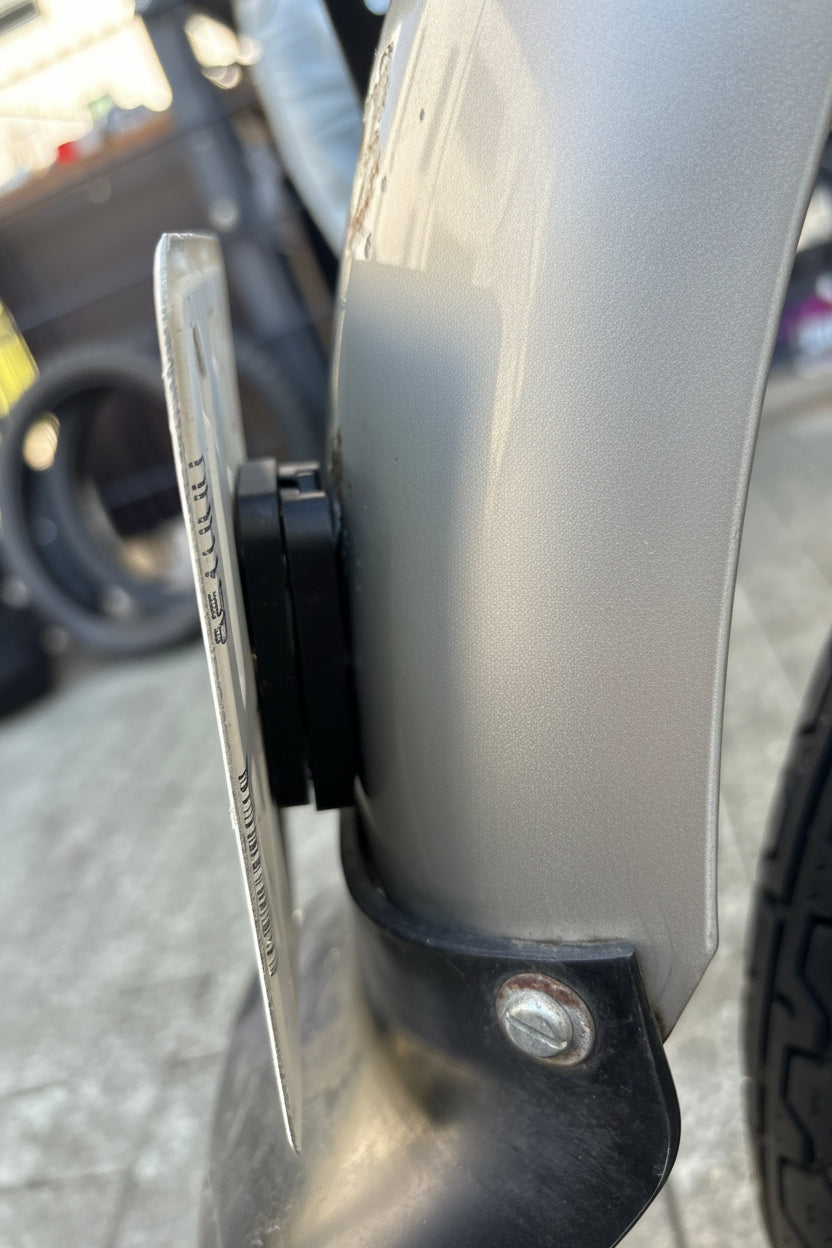 Abnehmbarer Kennzeichenhalter Simson/Vespa/Roller